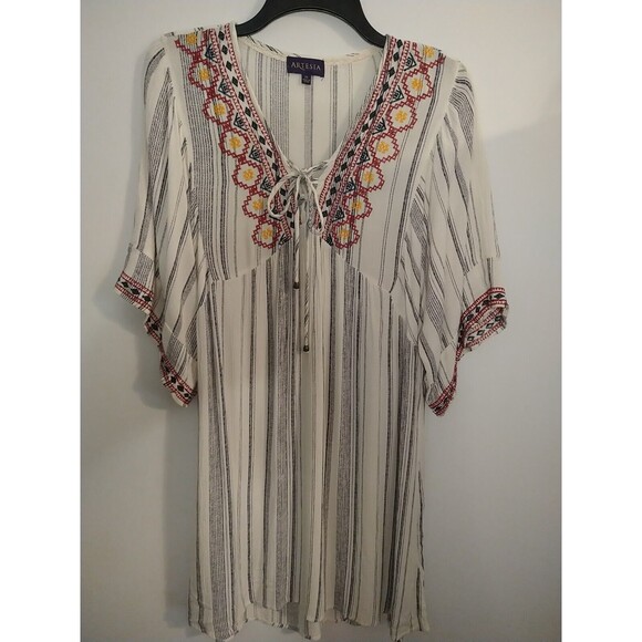 Artesia embroidered Vneck Dress MD Bohemian Beachy Feminine cottage core - Picture 2 of 10
